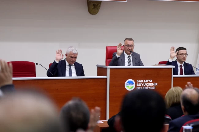 Sakarya Meclisi'nde ‘hizmette tarihi adımlar' vurgusu!