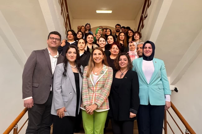 Diyarbakır'da kadınlara dijital destek