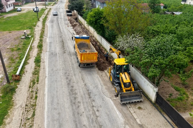 Sakarya Hendek'te Uzunçarşı'nın içme suyu altyapısına yenileme