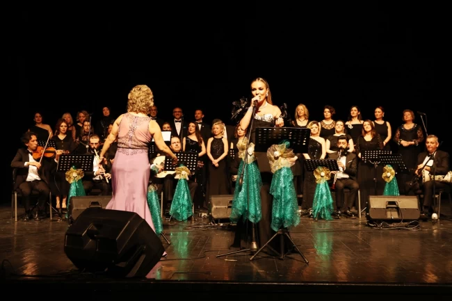 Bursa Nilüfer'de nostaljik konser