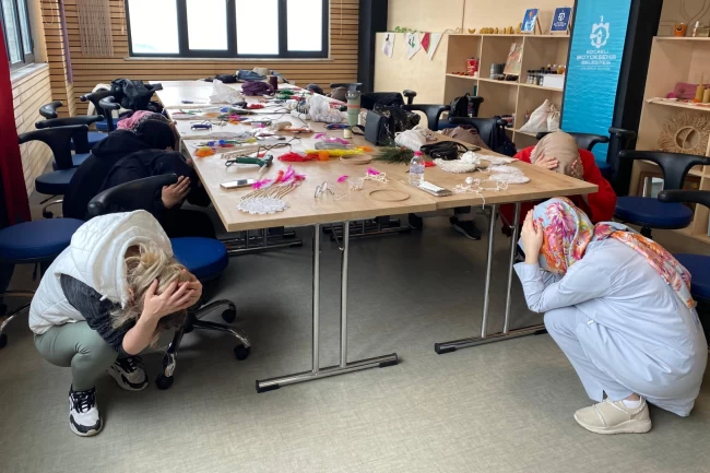 Kocaeli'de 'Anne Şehir'de deprem bilinci aşılanıyor