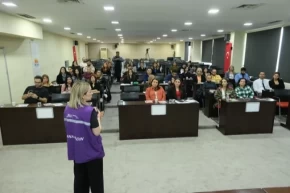 Adanada okul öncesi dönemde dijital şiddet dönemi